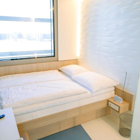 My Cloud Transit Hotel - Guests With International Flight Only! Франкфурт-на-Майне Экстерьер фото